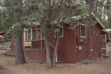 هتل Canyon Cabins