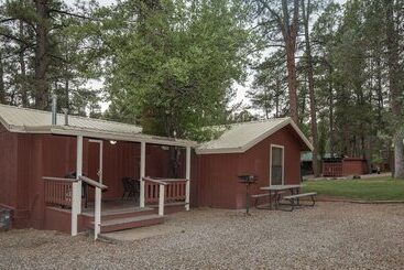 هتل Canyon Cabins