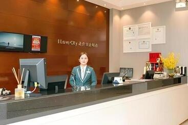 هتل City Comfort Inn Yulin Walking Street