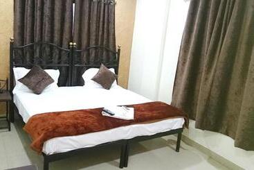 هتل Preetam Aurangabad