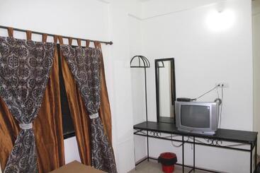هتل Preetam Aurangabad