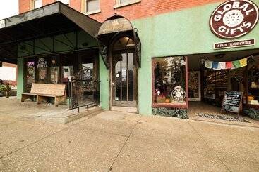 هتل The Walnut Street Inn