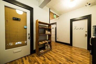 هتل The Walnut Street Inn