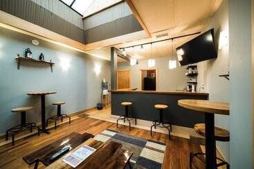 هتل The Walnut Street Inn