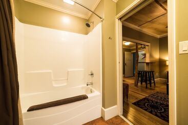 هتل The Walnut Street Inn