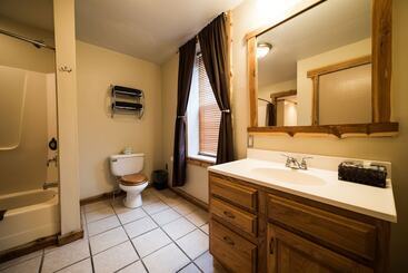 هتل The Walnut Street Inn