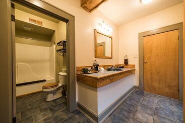 هتل The Walnut Street Inn