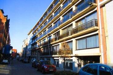 هتل Value Stay Residence Mechelen
