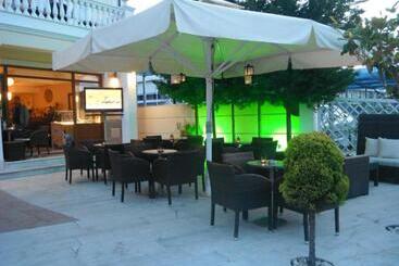 هتل Arcadia Suites & Spa