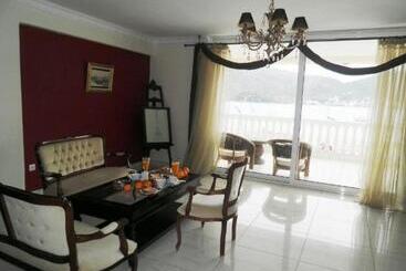 هتل Arcadia Suites & Spa