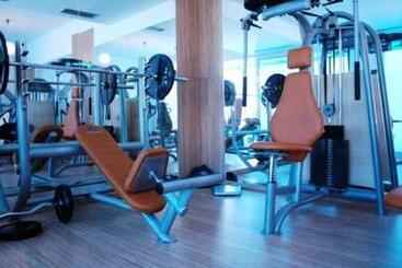 هتل Arcadia Suites & Spa