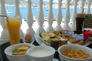 هتل Arcadia Suites & Spa