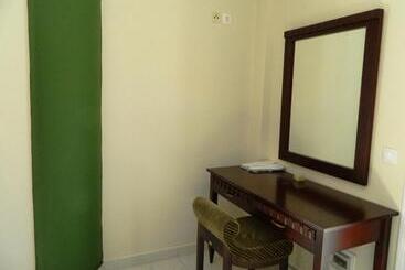 هتل Arcadia Suites & Spa