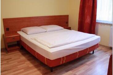 هتل City Hostel