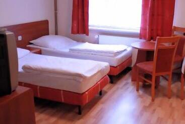 هتل City Hostel
