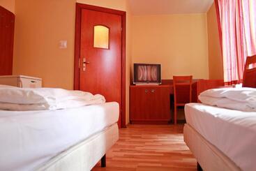 هتل City Hostel