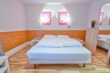 هتل City Hostel