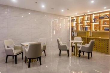 Starway Hotel Tangshan Huizhan Yuanyangcheng