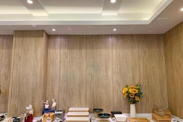 Starway Hotel Tangshan Huizhan Yuanyangcheng