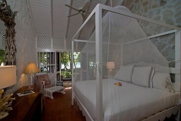 هتل Sugar Reef Bequia   Adults Only