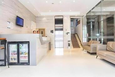 هتل City Comfort Inn Liuzhou Rongshui Fengsha