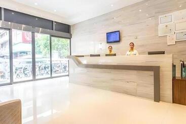 هتل City Comfort Inn Liuzhou Rongshui Fengsha