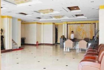 هتل Weihai Huayu Business