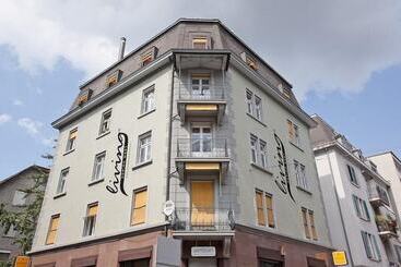هتل Comfort Apartments By Livingdowntown