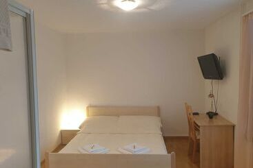 Hotel Edelweiss