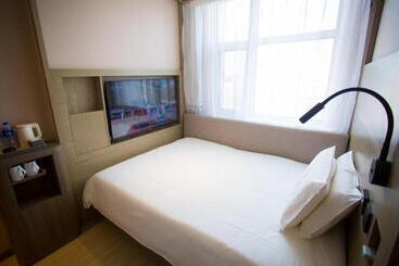 Hanting Hotel Qian An Yanshan Da Road