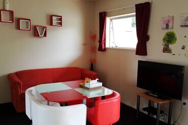 Ann’s Volcanic Motel