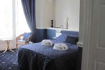 هتل Branston Lodge