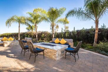 هتل Carlsbad Seapointe Resort