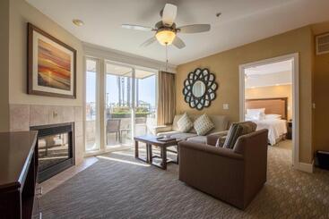 هتل Carlsbad Seapointe Resort