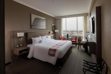 هتل Doubletree By Hilton Trujillo