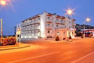 هتل Daniel Luxury Apartments