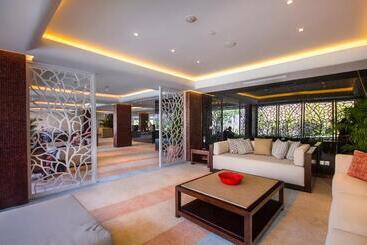Double   Six, Luxury Hotel   Seminyak