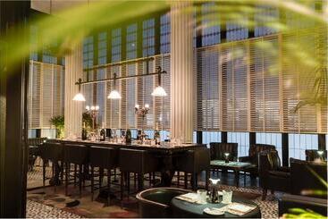Double   Six, Luxury Hotel   Seminyak