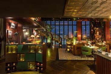 Double   Six, Luxury Hotel   Seminyak