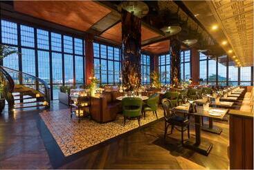 Double   Six, Luxury Hotel   Seminyak
