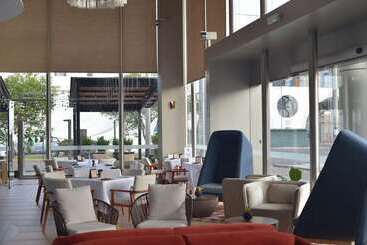 هتل Doubletree By Hilton Trujillo