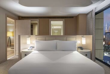 هتل Hilton Batumi