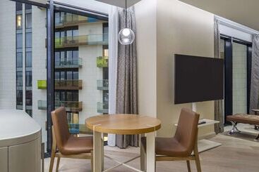 هتل Hilton Batumi