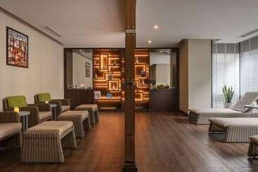 هتل Hilton Batumi