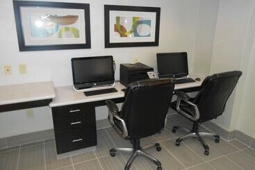 هتل Holiday Inn Express & Suites Houston Northwest Brookhollow, An Ihg