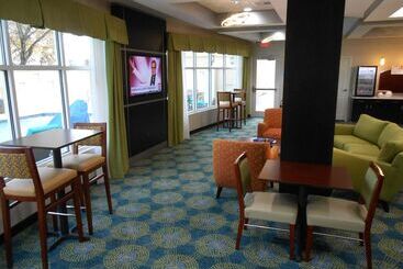 هتل Holiday Inn Express & Suites Houston Northwest Brookhollow, An Ihg