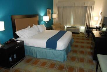 هتل Holiday Inn Express & Suites Houston Northwest Brookhollow, An Ihg