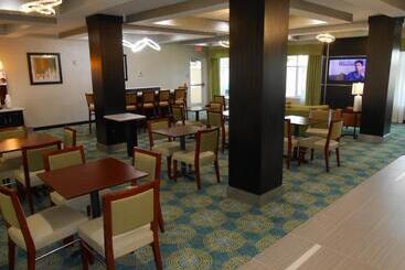 هتل Holiday Inn Express & Suites Houston Northwest Brookhollow, An Ihg