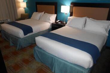 هتل Holiday Inn Express & Suites Houston Northwest Brookhollow, An Ihg