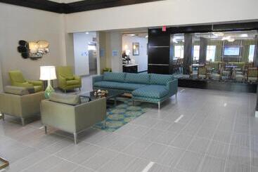 هتل Holiday Inn Express & Suites Houston Northwest Brookhollow, An Ihg